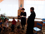 Протоирей Владимир Бирюков посетил дошколят Марьевской школы