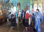 Жители села Солдатское собрались в храме, чтобы помолиться перед чудотворным образом иконы Божией Матери «Оршанская»
