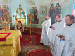 В Свято-Никольском храме села Урыв-Покровка Острогожского района перед отпеванием настоятеля храма, новопреставленного иерея Михаила Порубаева, состоялось соборное богослужение