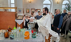 В праздник Рождества Христова на приходах Павловского церковного округа состоялись праздничные богослужения