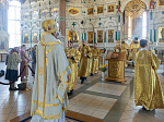 В праздник Крещения Руси епископ Дионисий совершил Божественную литургию в Свято-Ильинском кафедральном соборе города Россоши