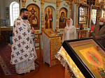 В Казанском храме поздравили с днем рождения матушку Надежду Папину и провели просветительскую акцию