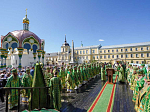 В день памяти преподобного Сергия Радонежского епископ Дионисий сослужил Предстоятелю Русской Православной Церкви за Литургией в Троице-Сергиевой лавре