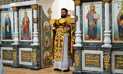 Благочинный Павловского церковного округа совершил богослужение на День семьи