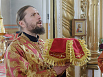 Правящий Архиерей возглавил служение Божественной литургии в храме святых апостолов Петра и Павла районного центра Репьевка