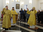 В день памяти Собора трех великих святителей Архипастырь совершил Божественную литургию в храме Всемилостивого Спаса г. Россошь
