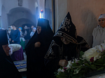 Преосвященнейший епископ Дионисий совершил Божественную литургию в Спасском храме Костомаровского женского монастыря