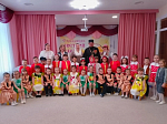 Визит священнослужителя на Пасхальный утренник в детском саду «Теремок»