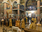 Епископ Россошанский и Острогожский Дионисий совершил всенощное бдение в канун воскресного дня