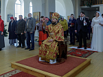 Епископ Россошанский и Острогожский Дионисий совершил венчальную Литургию в храме святителя Митрофана, первого епископа Воронежского, села Верхний Мамон