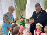 Клирик благочиния посетил детский сад 