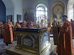 Правящий Архиерей возглавил служение Божественной литургии в храме святых апостолов Петра и Павла районного центра Репьевка