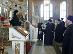 В праздник Светлого Христова Воскресения Преосвященнейший епископ Дионисий совершил Пасхальную великую вечерню в Свято-Ильинском кафедральном соборе г. Россоши