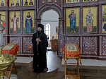 В Неделю 6-ю по Пасхе, о слепом, епископ Дионисий совершил Божественную литургию в Воскресенском соборе Белогорского мужского монастыря