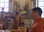 Епископ Россошанский и Острогожский Дионисий возглавил Божественную литургию в храме Архистратига Божия Михаила города Острогожска