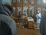 Архипастырь возглавил торжественное Богослужение в храме Покрова Пресвятой Богородицы города Павловска