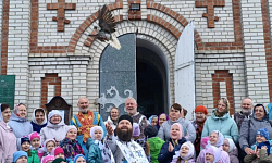 В Казанском храме поселка Каменка торжественно отметили праздник Благовещения