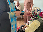 В пансионате для престарелых села Коротояк Острогожского района совершено таинство исповеди и причастия