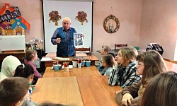 В воскресной группе Петропавловского храма рассказали детям о святом благоверном князе Александре Невском