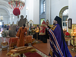Епископ Россошанский и Острогожский Дионисий совершил Литургию в храме святых апостолов Петра и Павла с. Репьевка