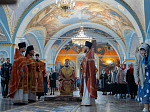 Епископ Россошанский и Острогожский Дионисий совершил Божественную литургию в храме Успения Пресвятой Богородицы г. Калач