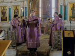 В Неделю Торжества Православия Правящий Архиерей совершил Божественную литургию в Свято-Ильинском кафедральном соборе города Россошь