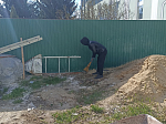 В рамках епархиальной акции «Пасха в каждый дом» в г. Острогожск уборка в храме