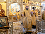 В день памяти священномученика Петра, архиепископа Воронежского, епископ Россошанский и Острогожский Дионисий сослужил митрополиту Воронежскому и Лискинскому Сергию за богослужением в Алексиево-Акатовом монастыре