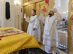 В день престольного праздника Архипастырь совершил Божественную литургию в храме Всемилостивого Спаса города Россошь