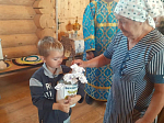 На приходах Верхнемамонского благочиния продолжается благотворительная акция «Белый цветок»