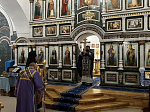 В день Воздвижения Честного и Животворящего Креста Господня в Казанском храме Павловска прошли праздничные богослужения