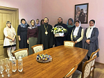 С Рождеством Христовым епископа Россошанского и Острогожского Дионисия поздравили сотрудники Россошанского епархиального управления