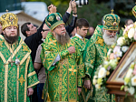 В канун праздника обретения мощей прп. Сергия Радонежского епископ Дионисий сослужил Патриарху Кириллу за всенощным бдением в Троице-Сергиевой лавре