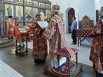 Преосвященнейший епископ Дионисий совершил Божественную литургию в Белогорском мужском монастыре
