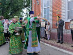 В праздник Святой Троицы Преосвященнейший епископ Дионисий совершил Литургию в Свято-Троицком храме города Россоши