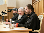 Епископ Россошанский и Острогожский Дионисий принял участие в праздничной встрече с супругами священнослужителей 