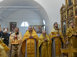 Епископ Дионисий совершил Божественную литургию в Никольском храме с. Урыв – Покровка Острогожского благочиния
