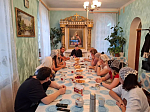 В преддверии Дня Крещения Руси в поселке Каменка прошла встреча молодежного актива с благочинным Каменского церковного округа