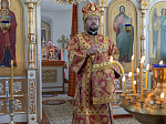 Епископ Россошанский и Острогожский Дионисий совершил Божественную литургию в Казанском храме с. Коротояк (Покровка) Острогожского района