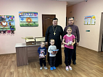 Благочинный Калачеевского церковного округа посетил детский реабилитационный центр «Родничок»