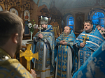 Архипастырь возглавил торжественное Богослужение в храме Покрова Пресвятой Богородицы города Павловска