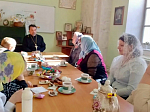 В Кантемировке священнослужитель провел духовную беседу с членами семей военнослужащих
