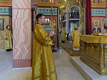 В Прощеное воскресенье Правящий Архиерей совершил Божественную литургию в Свято-Ильинском кафедральном соборе города Россошь