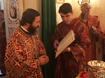 Архипастырь совершил  праздничную Божественную литургию в Александро-Невском пещерном храме Воскресенского монастыря