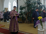 В понедельник третьей седмицы Великого поста Правящий Архиерей совершил Литургию Преждеосвященных Даров в храме святителя Митрофана Воронежского села Верхний Мамон