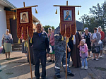 В Русской Журавке прошли крестным ходом и помолились на месте разрушенного храма в честь иконы Божией Матери «Неопалимая Купина»