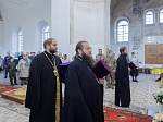 Архипастырь возглавил торжественное богослужение в день престольного праздника храма апостола и евангелиста Иоанна Богослова села Гороховка Верхнемамонского района