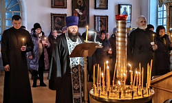 В Казанском храме поселка Каменка состоялось чтение Великого канона преподобного Андрея Критского