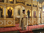 Благочинный Острогожского церковного округа совершил Литургию и вручил представителям образовательных учреждений района благодарственные письма