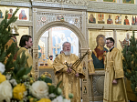 Глава Воронежской митрополии поздравил настоятельницу и сестер Алексиево-Акатовой обители со знаменательными датами - 400-летием основания обители и 30-летием возобновления монашеской жизни